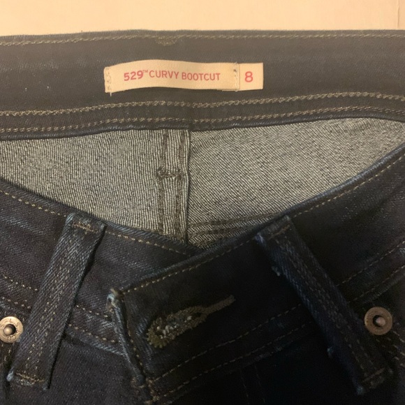 Curvy boot cut jeans in excellent condition Levi Strauss - Picture 4 of 5